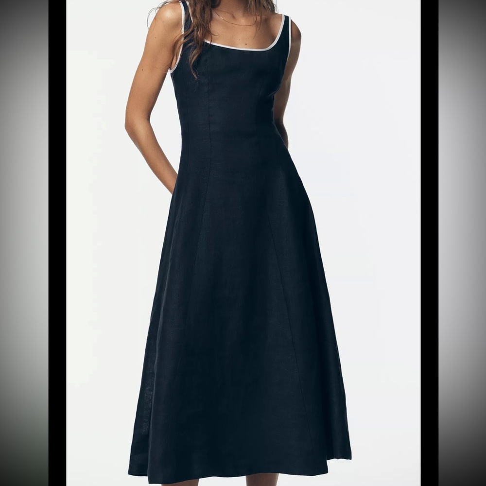 Elegant Black Sleeveless Dress